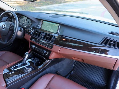 Used 2014 BMW 535i Sedan image 23