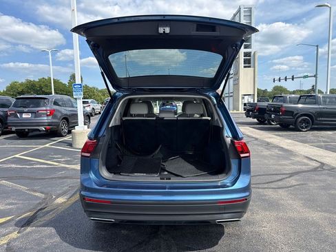 Used 2019 Volkswagen Tiguan SE AWD/4WD image 14