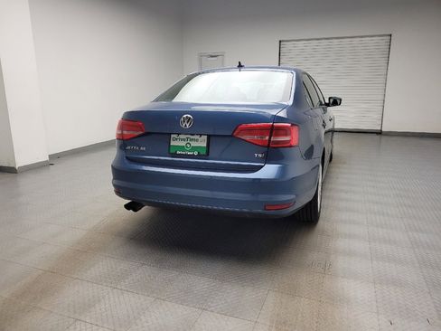 Used 2015 Volkswagen Jetta SE FWD image 7