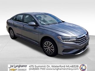 Used 2021 Volkswagen Jetta FWD video 2