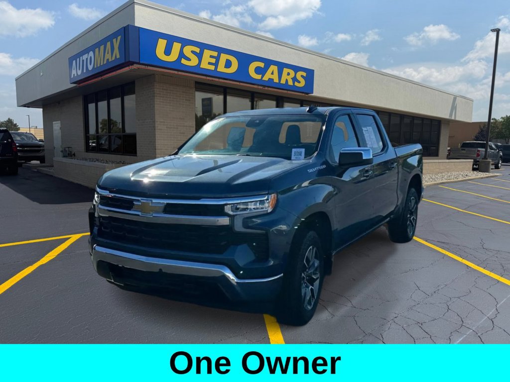 Used 2024 Chevrolet Silverado 1500 LT AWD/4WD image 1