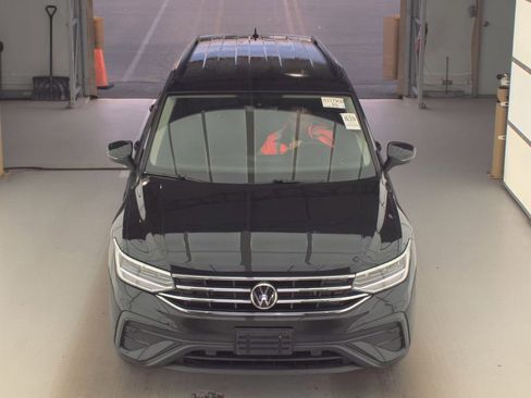 Used 2023 Volkswagen Tiguan S AWD/4WD image 2