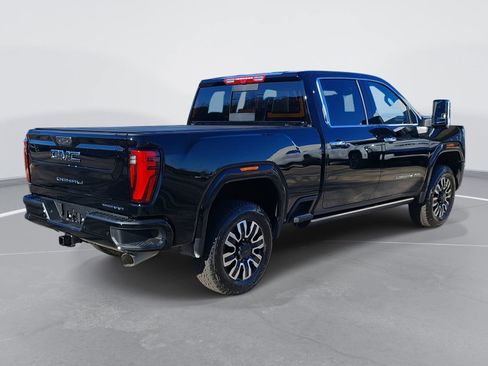 New 2026 GMC Sierra 2500 Denali Ultimate image 5