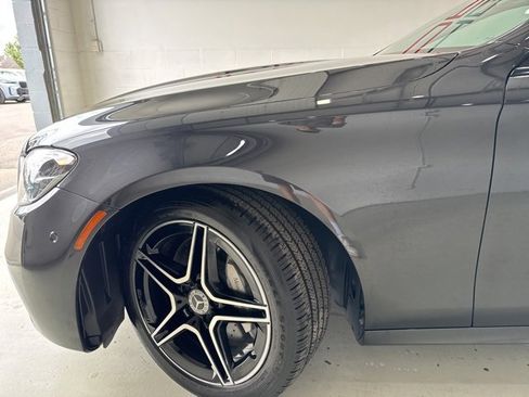 Used 2022 Mercedes-Benz E 350 4MATIC Sedan w/ AMG Line Exterior image 11
