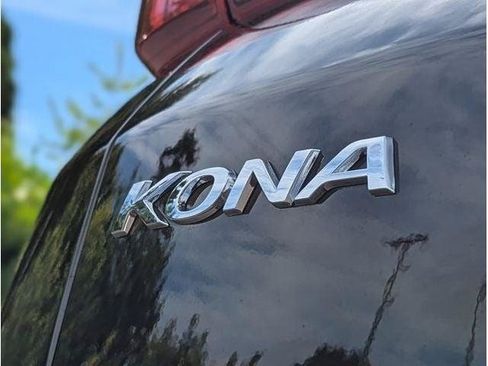Used 2022 Hyundai Kona SEL AWD/4WD image 61