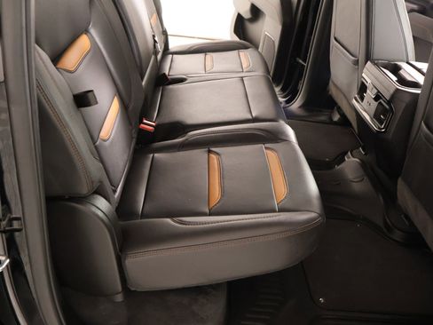 Used 2024 GMC Sierra 2500 AT4 w/ AT4 Premium Plus Package AWD/4WD image 15