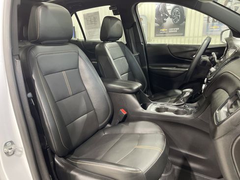 Used 2024 Chevrolet Equinox Premier AWD/4WD image 19