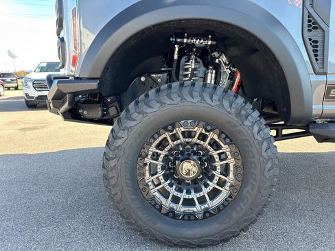 Used 2024 Ford F250 Lariat w/ Lariat Ultimate Package image 16