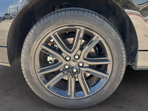 Used 2024 Ford Edge ST-Line AWD/4WD image 32