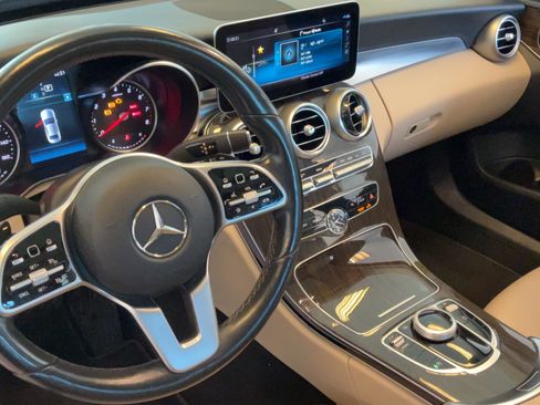 Used 2020 Mercedes-Benz C 300 4MATIC Sedan image 32