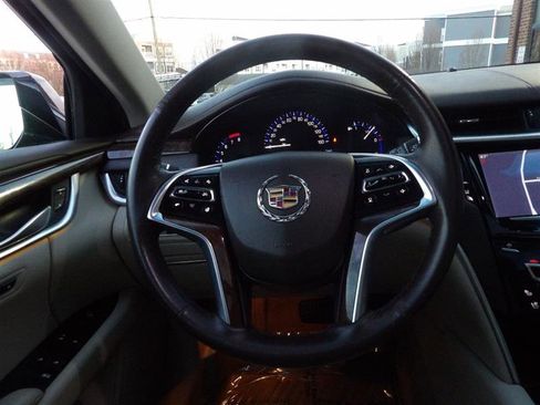 Used 2014 Cadillac XTS Luxury w/ Driver Awareness Package image 20