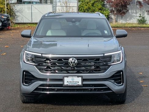 New 2026 Volkswagen Atlas Cross Sport SEL Premium R-Line image 8