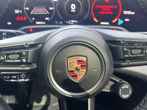 Certified 2020 Porsche Taycan 4S AWD/4WD image 32