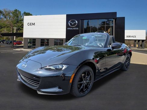 New 2026 MAZDA MX-5 Miata Sport w/ Interior Package RWD image 8
