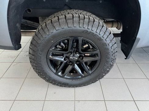 Certified 2021 Chevrolet Silverado 1500 LT Trail Boss w/ Convenience Package II AWD/4WD image 40
