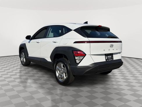 Used 2024 Hyundai Kona SE AWD/4WD image 7