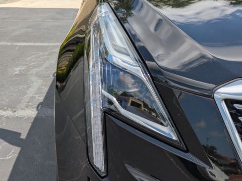 Certified 2023 Cadillac XT5 Premium Luxury AWD/4WD image 9