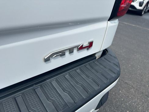 Used 2020 GMC Sierra 1500 AT4 w/ Off-Road Performance Package image 5