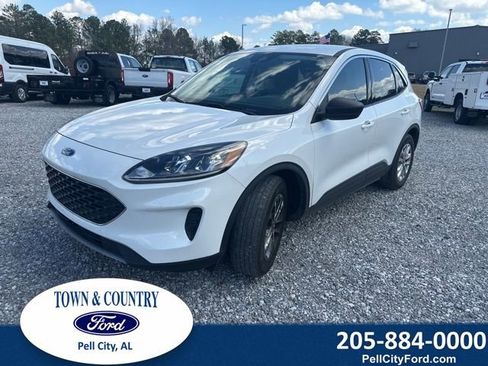 Certified 2022 Ford Escape SE w/ Convenience Package image 1