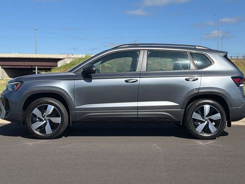 New 2026 Volkswagen Taos S AWD/4WD image 6