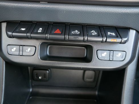 Used 2021 Chevrolet Colorado Z71 image 28