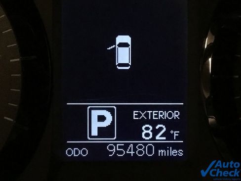 Used 2017 Toyota Sienna LE image 47