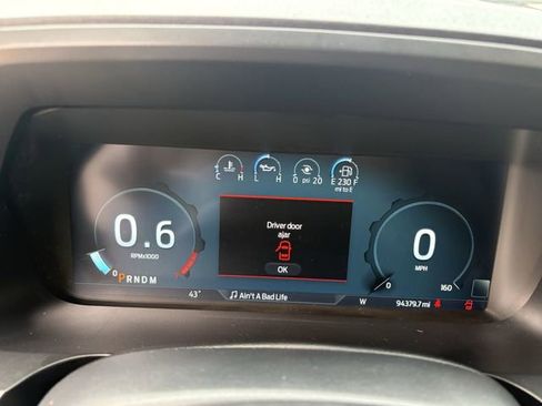 Used 2022 Ford Expedition Limited image 18