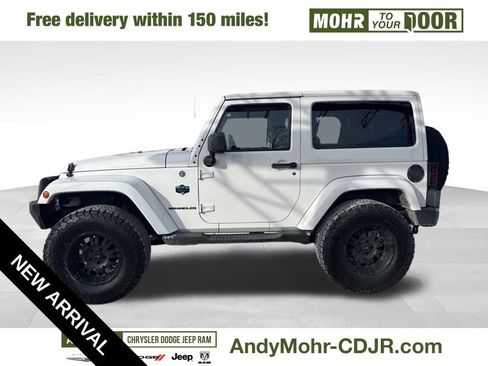 Used 2012 Jeep Wrangler Sahara image 4
