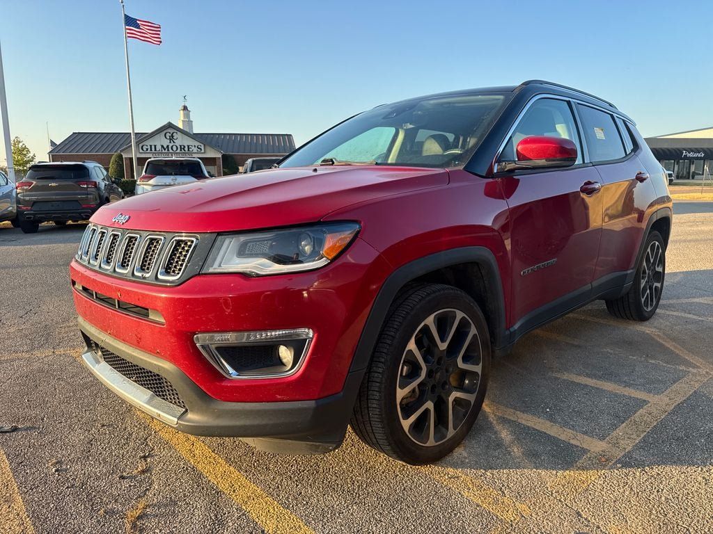 Used 2018 Jeep Compass Limited w/ Navigation Group FWD image 1