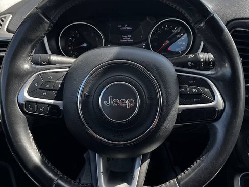 Used 2019 Jeep Compass Latitude AWD/4WD image 15