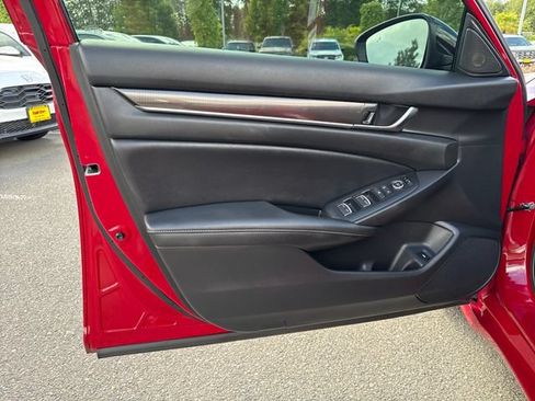 Used 2021 Honda Accord Sport image 16