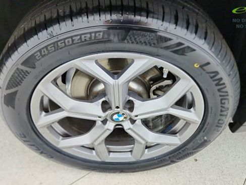 Used 2025 BMW X4 xDrive30i AWD/4WD image 61