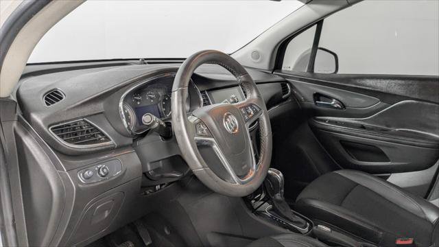 Used 2020 Buick Encore Preferred FWD image 24