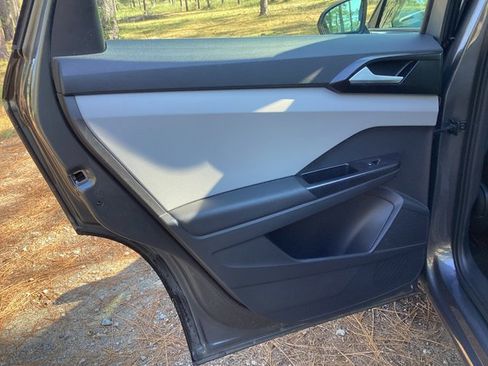 Used 2023 Volkswagen Taos S image 16