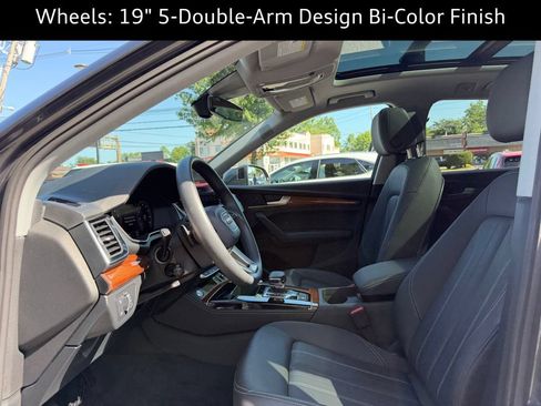 Certified 2023 Audi Q5 2.0T Premium Plus w/ Premium Plus Package AWD/4WD image 17