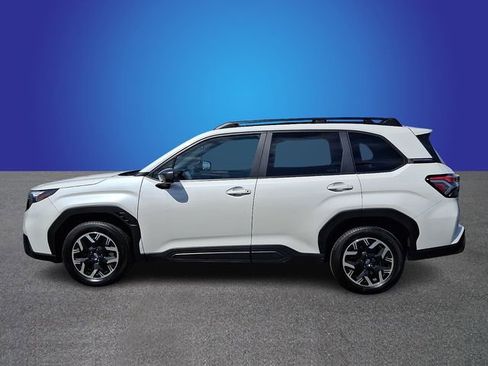Certified 2025 Subaru Forester Premium image 7