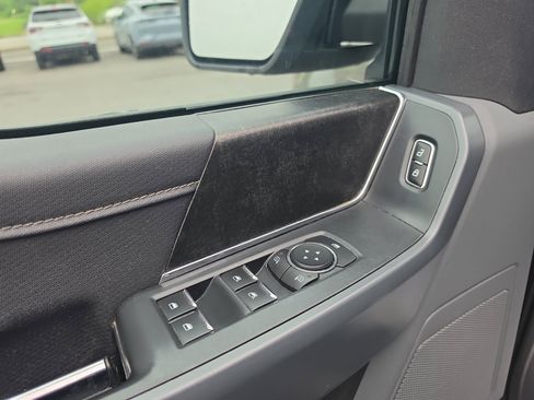 Used 2022 Ford F150 XLT w/ Equipment Group 302A High AWD/4WD image 17