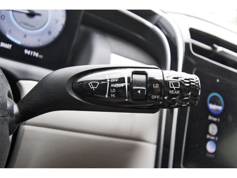Used 2023 Hyundai Tucson Limited FWD image 21