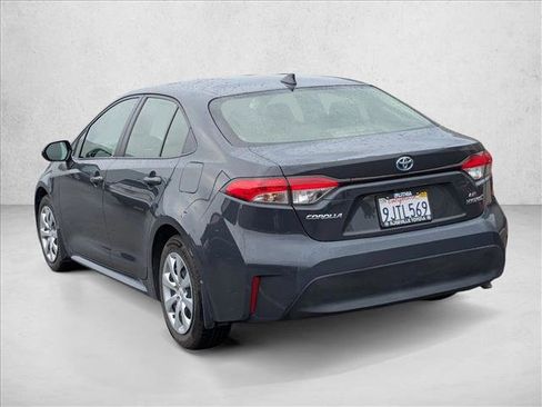 Used 2024 Toyota Corolla LE image 7
