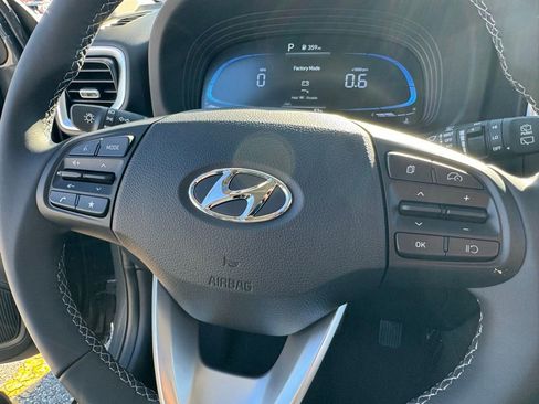New 2026 Hyundai Venue SEL image 29