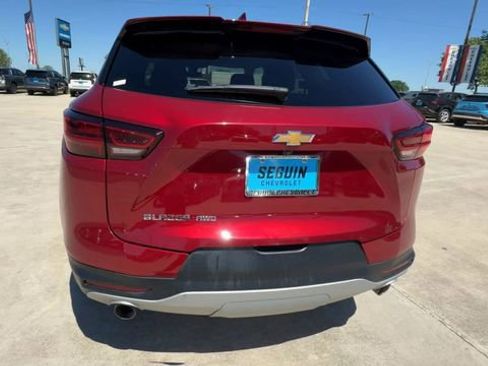 Certified 2025 Chevrolet Blazer LT AWD/4WD image 7