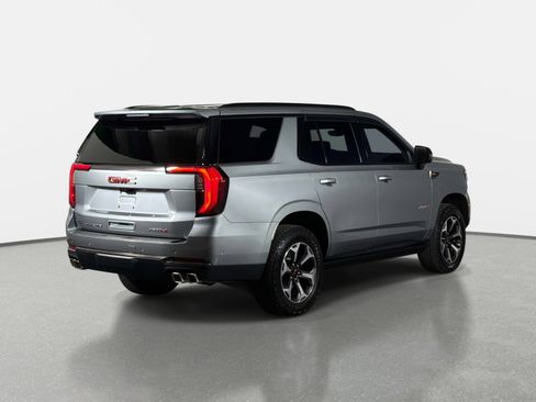Used 2026 GMC Yukon AT4 Ultimate AWD/4WD image 3