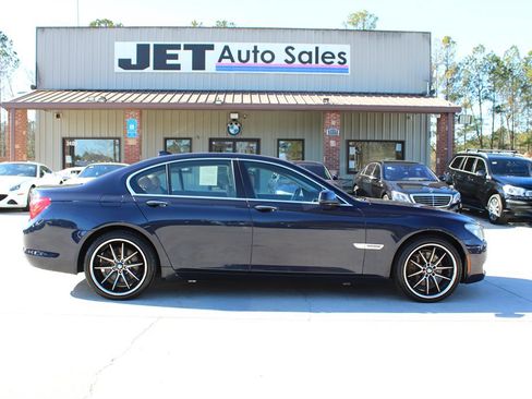 Used 2012 BMW 740i image 8