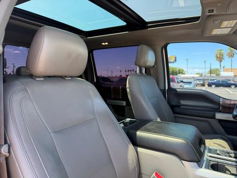 Used 2015 Ford F150 Lariat w/ Equipment Group 502A Luxury AWD/4WD image 31