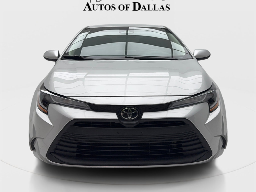 Used 2025 Toyota Corolla LE FWD image 4