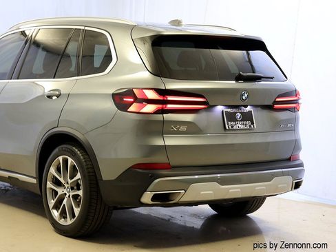 Certified 2024 BMW X5 xDrive50e w/ Premium Package AWD/4WD image 8