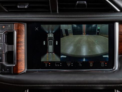 Used 2023 GMC Yukon XL Denali Ultimate image 25