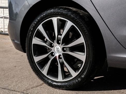 Used 2018 Hyundai Elantra GT w/ Tech Package 03 image 57