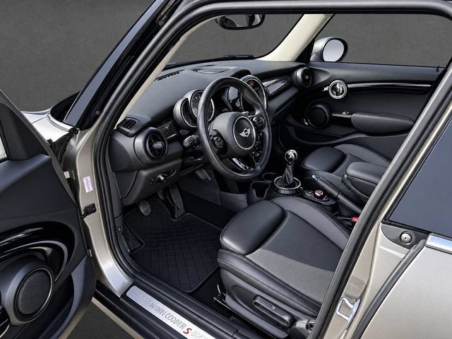 Used 2017 MINI Cooper S FWD image 5