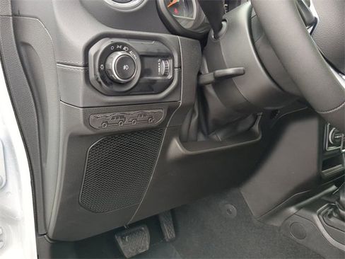 New 2024 Jeep Wrangler Sahara w/ Technology Group image 20